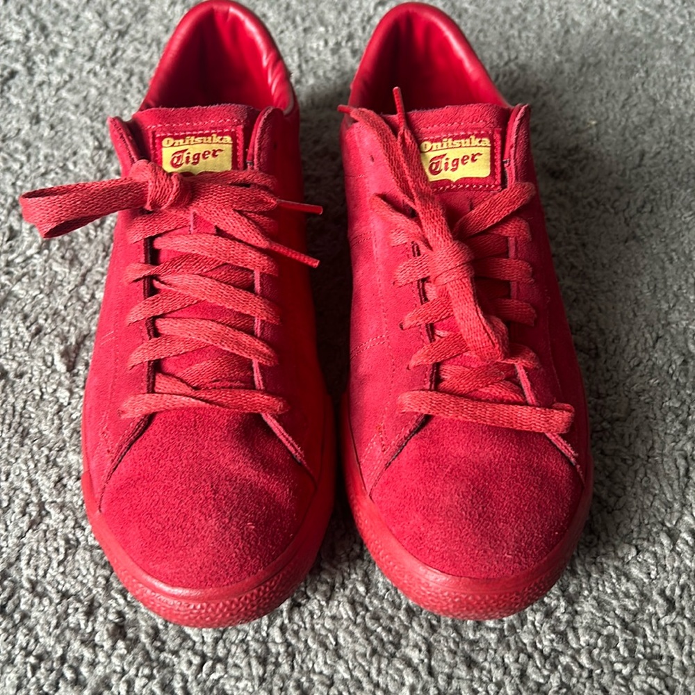Men size 8.5 onitsuka tiger red suede shoes